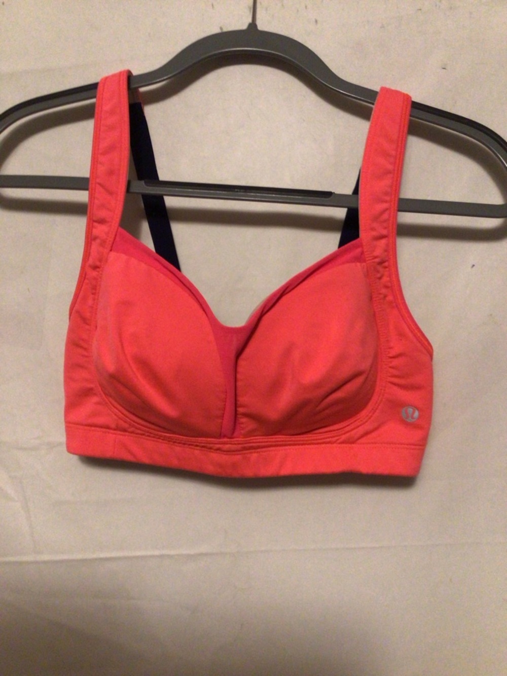 LULULEMON bra SZ 32 DD